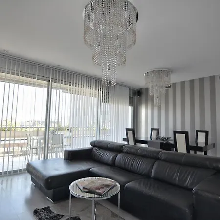 Lodging Apartments Forum 15 - Barcelona Forum Apartment With Sea View Sant Adria de Besos Exterior foto
